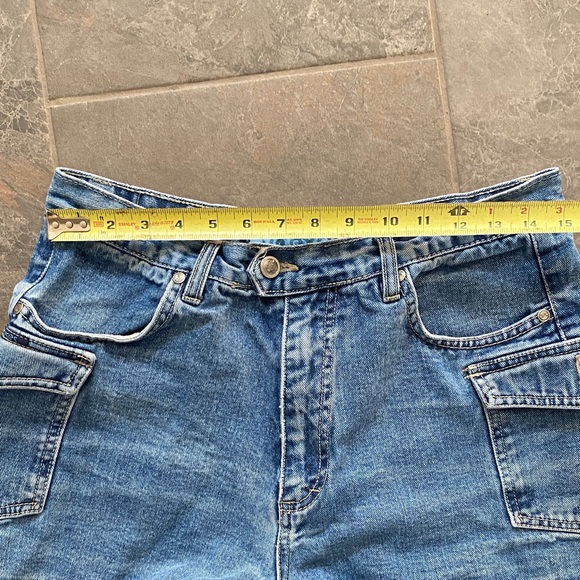 Women's Vintage No Excuses Denim Utility Shorts 31” Waist High Rise - Picture 4 of 7